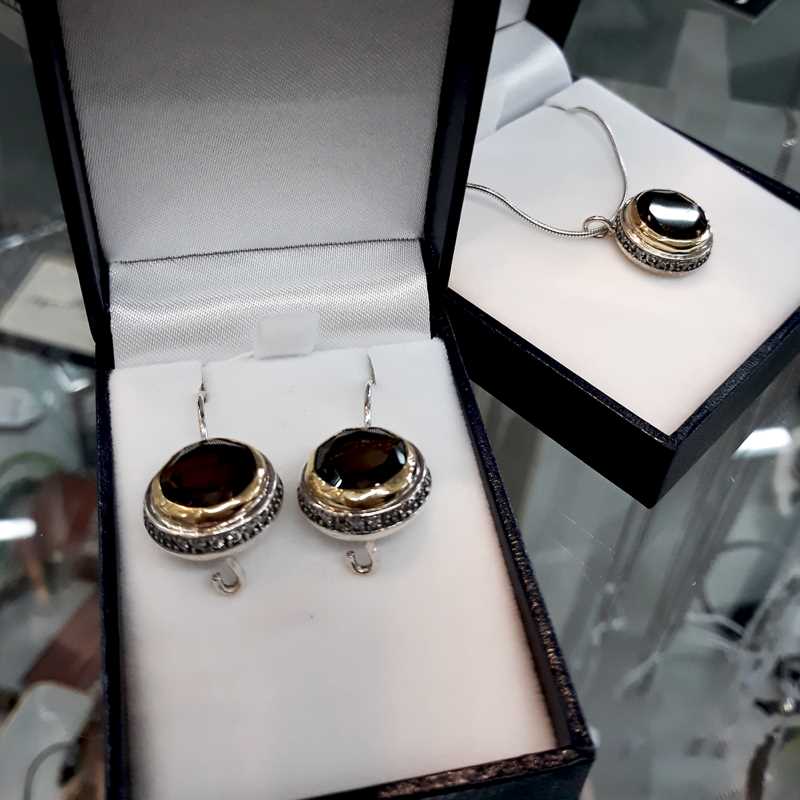 Jewellery gallery image