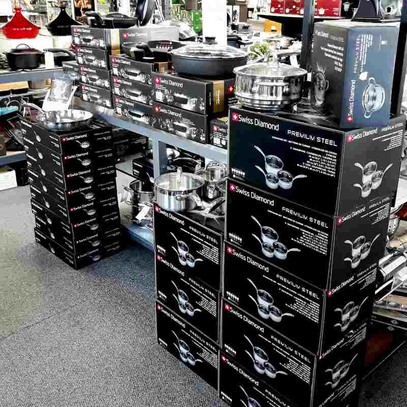 Swiss Diamond gallery image