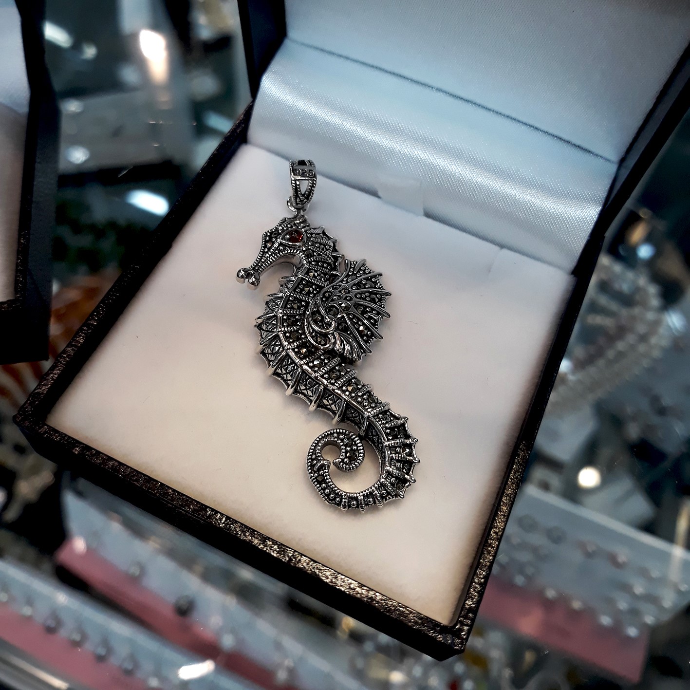 Bulmers Gifts Jewellery and Watches