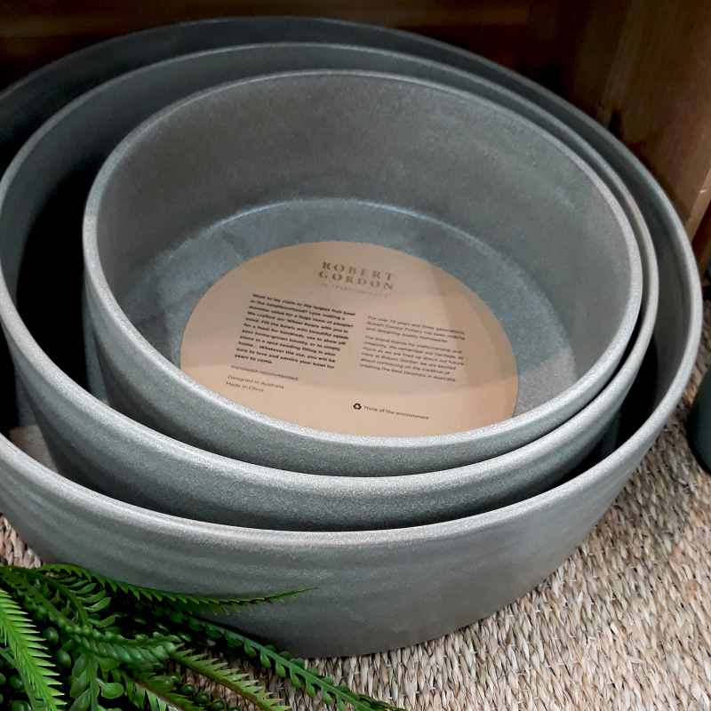 Robert Gordon Ceramics 8 800